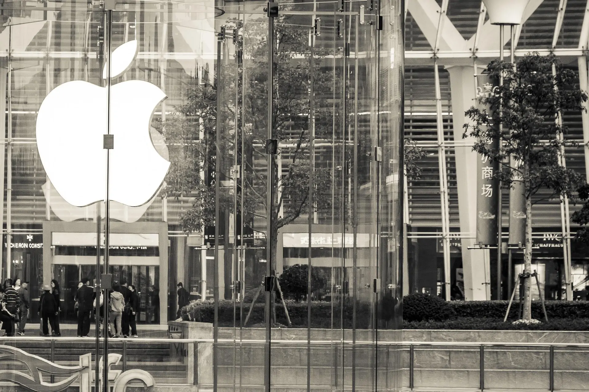 Apple investment in the US economy
